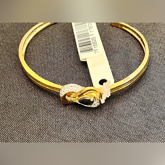 PAC Demure 18K Gold over Brass Sapphire and Diamond Infinity Bracelet New in Box - Picture 10 of 17